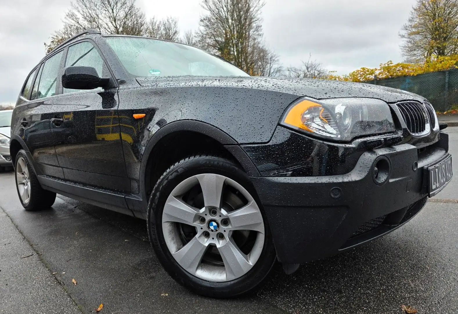 BMW X3 2.5i Black - 2