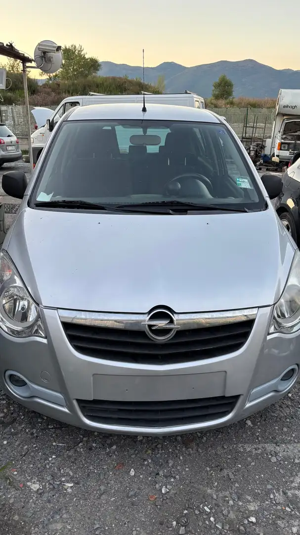 Opel Agila Agila 1.2 16v Enjoy 86cv Argintiu - 1