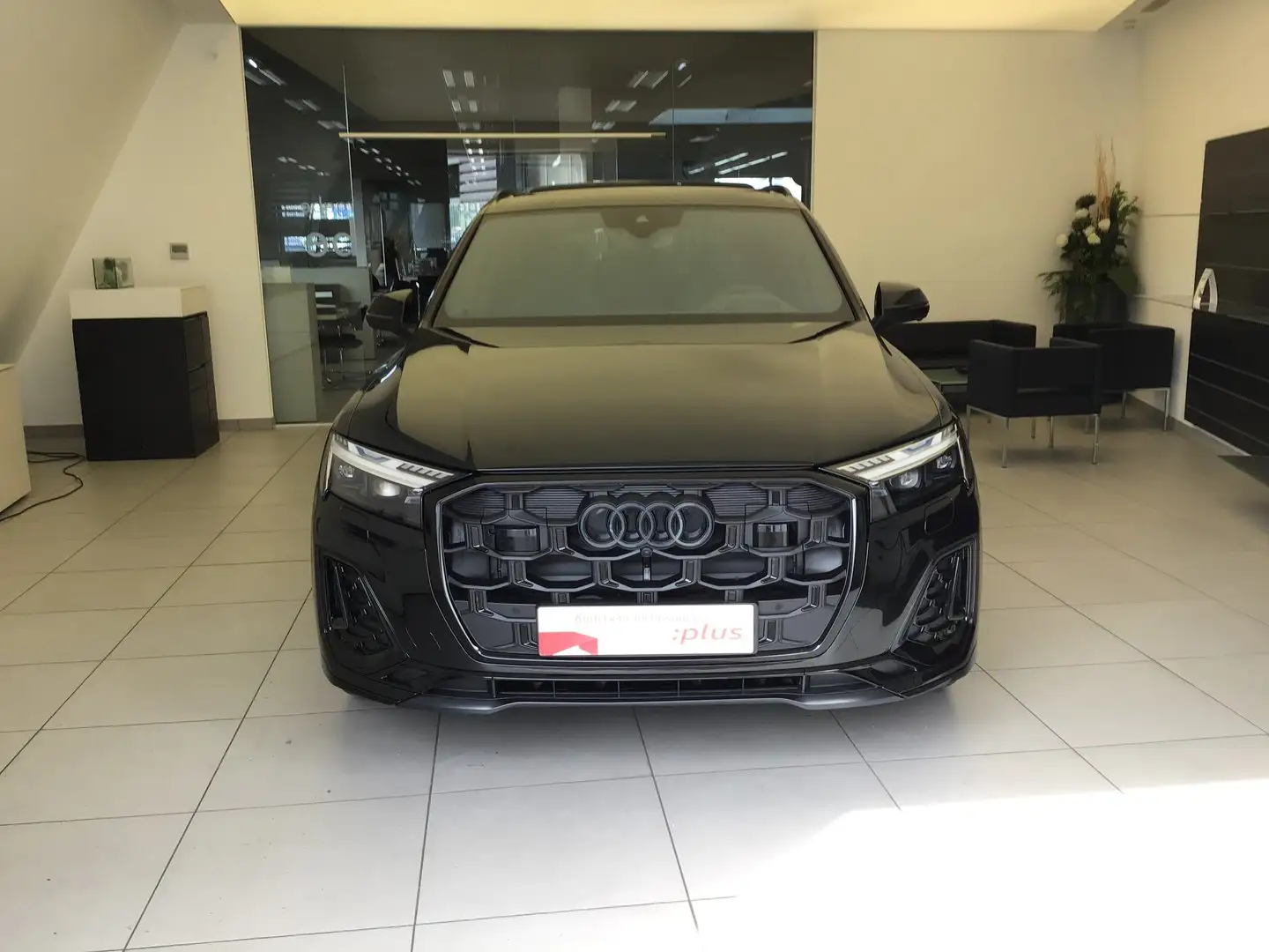 Audi Q7 50 TDI quattro S line Noir - 2