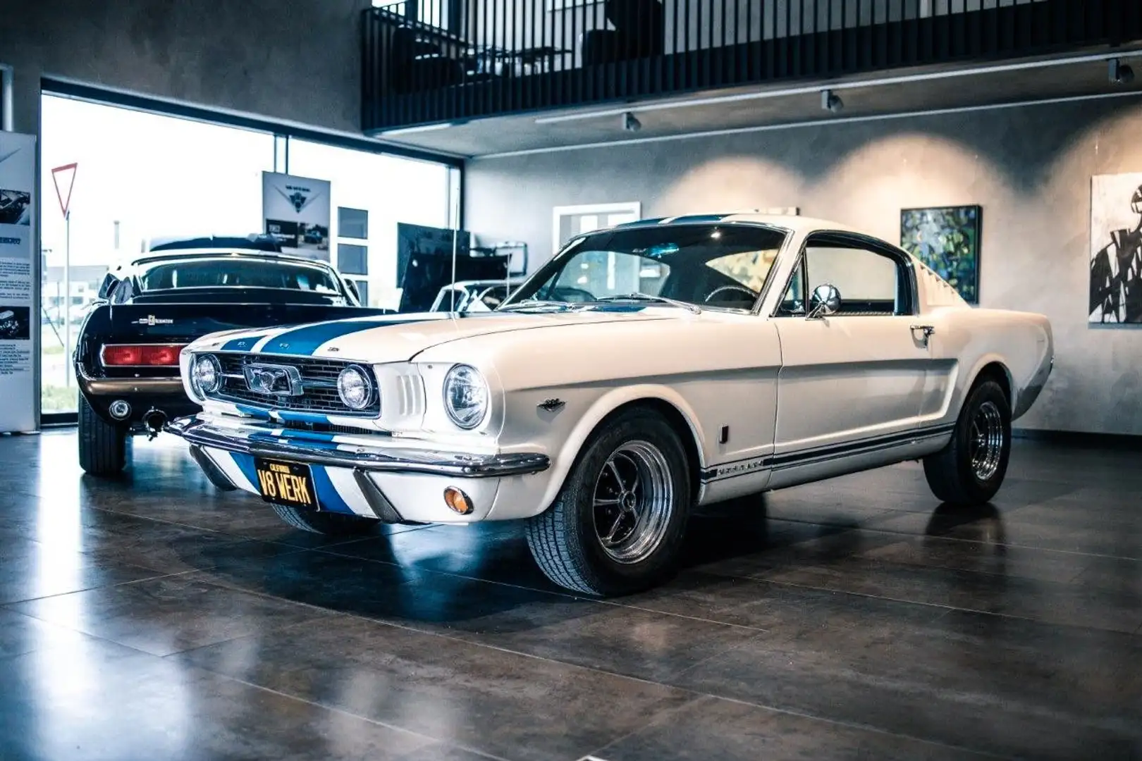 Ford Mustang Fastback "A-Code", 289 HiPo V8, Pony Weiß - 1
