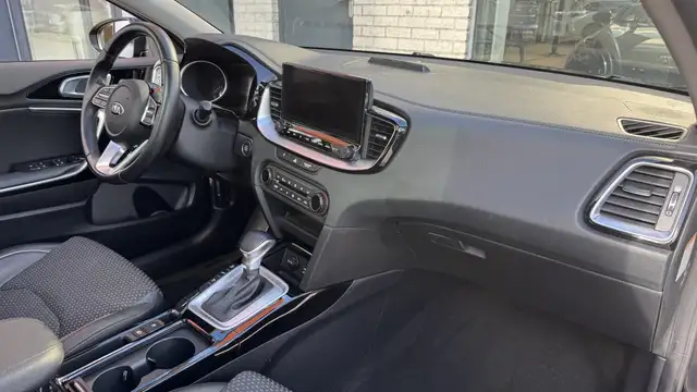 Kia Xceed view 12