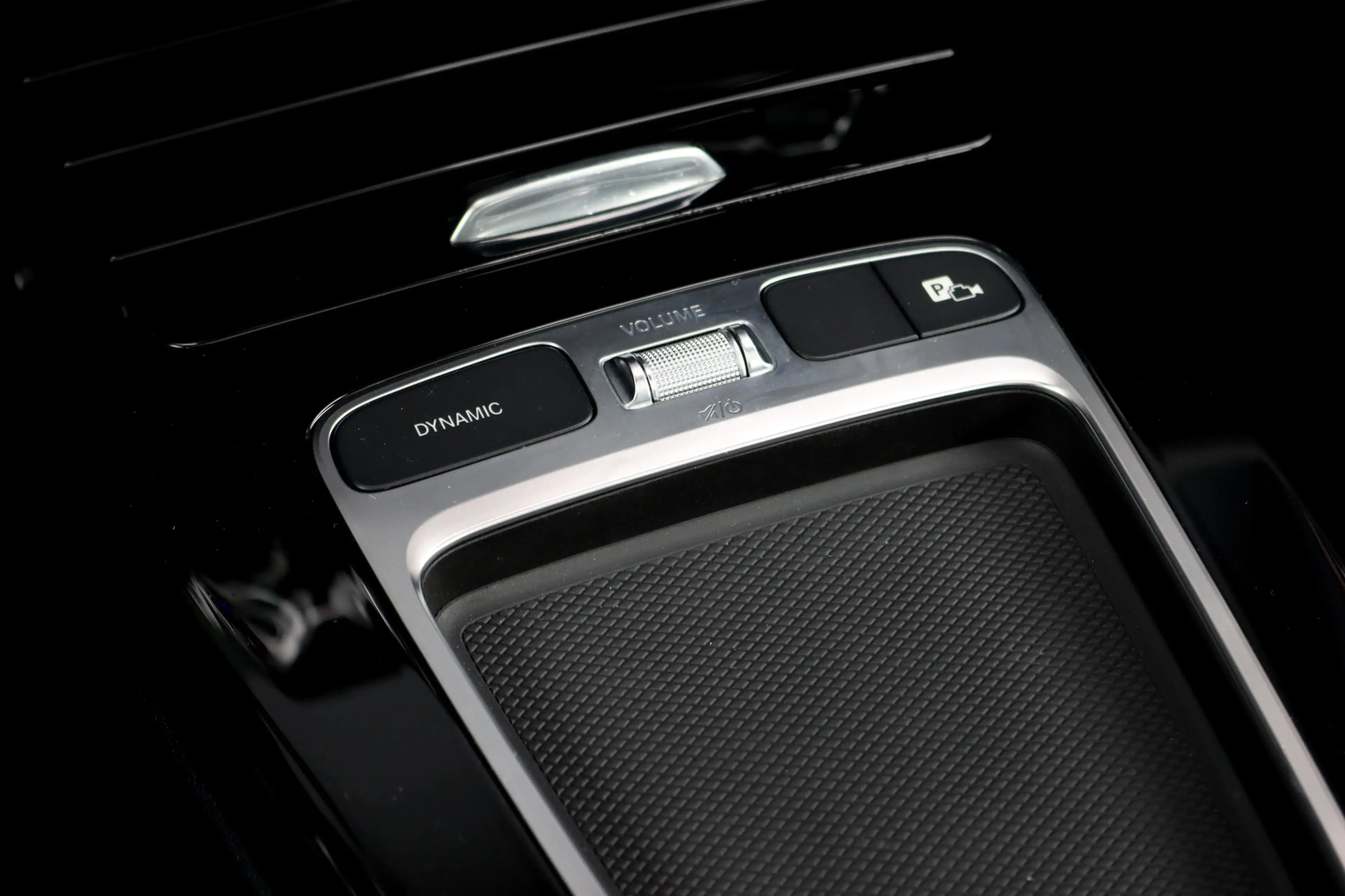 Mercedes-Benz A 250 e AMG Line | Facelift | Panoramadak | Sfeerverlich — photo 33