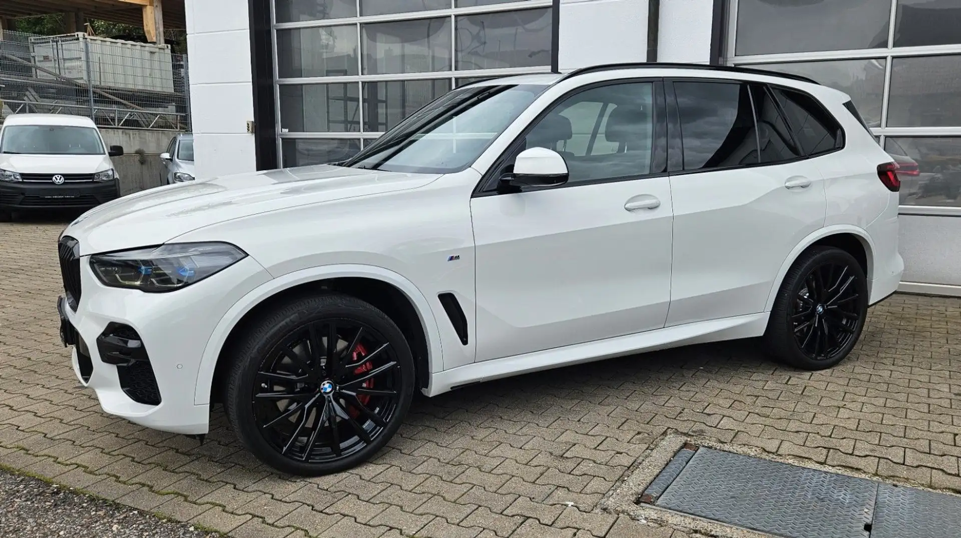 BMW X5 xDrive 40d M Sport *Pano*Standhzg*Laser*22"* Blanc - 2