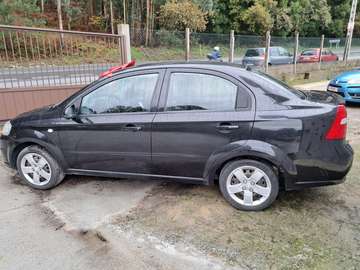 Sedán 1.4 16v LS
