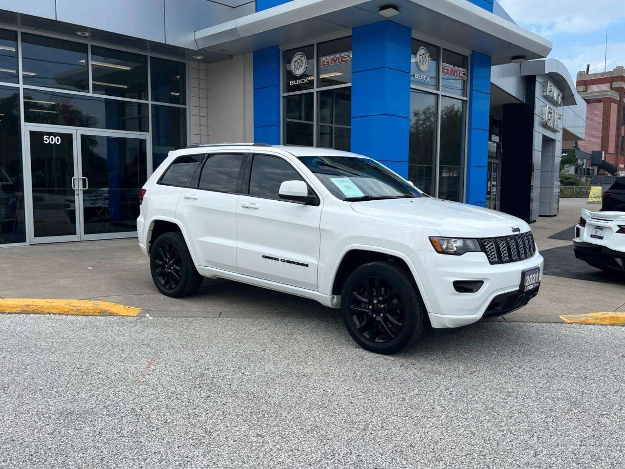 2021 Jeep Grand Cherokee Laredo X Altitude! — снимка 1