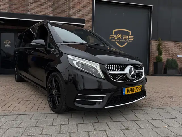 Mercedes-Benz V-Class view 7