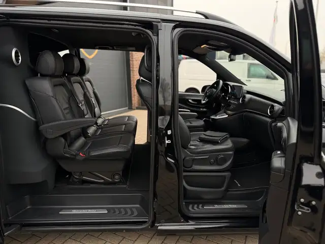 Mercedes-Benz V-Class view 4