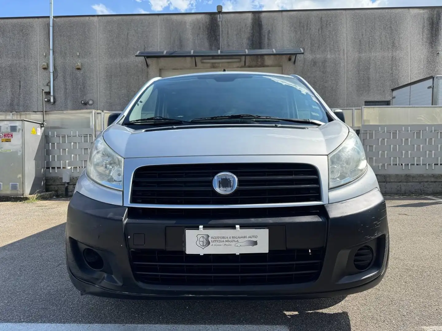 Fiat Scudo 1.6 MJ*195.000KM*SCAFFALATO* Grau - 1
