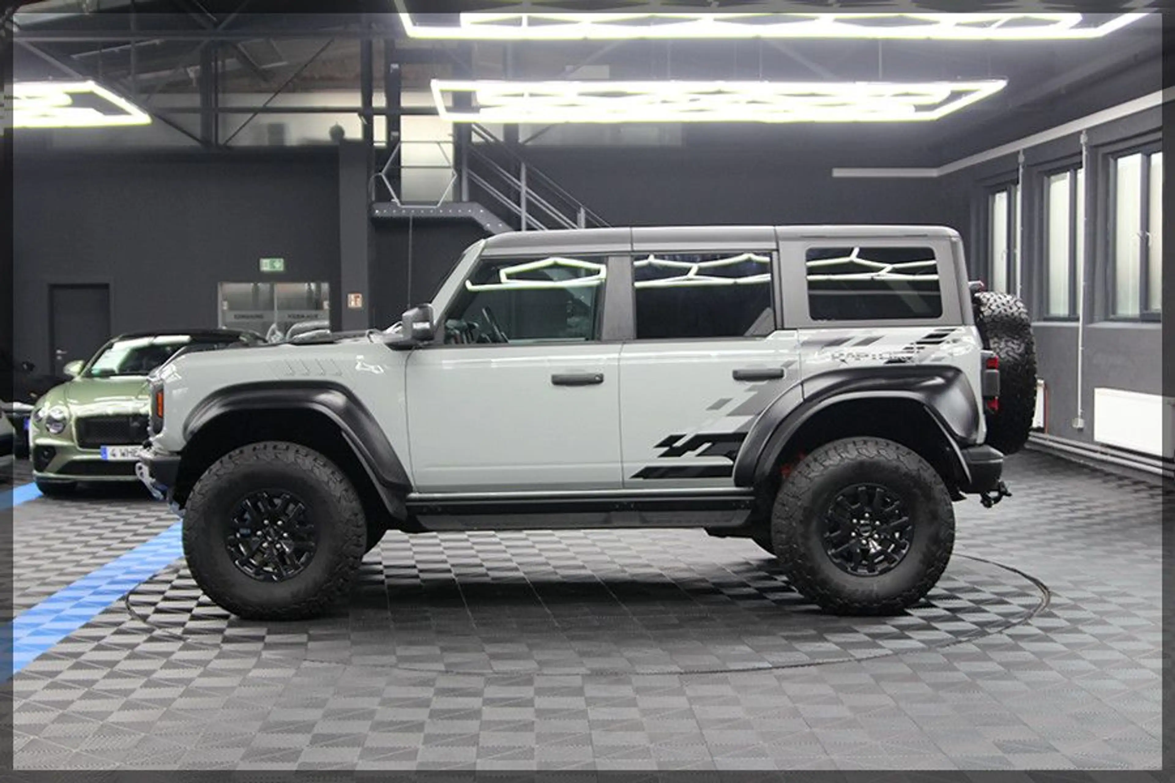 Ford Bronco 3.0 EcoBoost RAPTOR 4x4 CAM / NAVI — photo 8