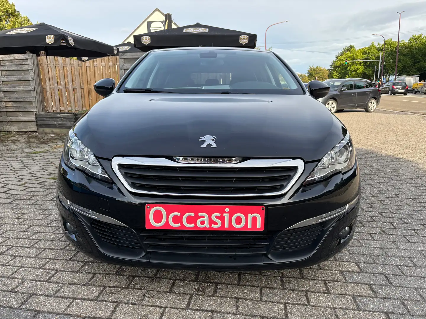 Peugeot 308 308 1.2i EURO 6 b 1erMAIN Negro - 2