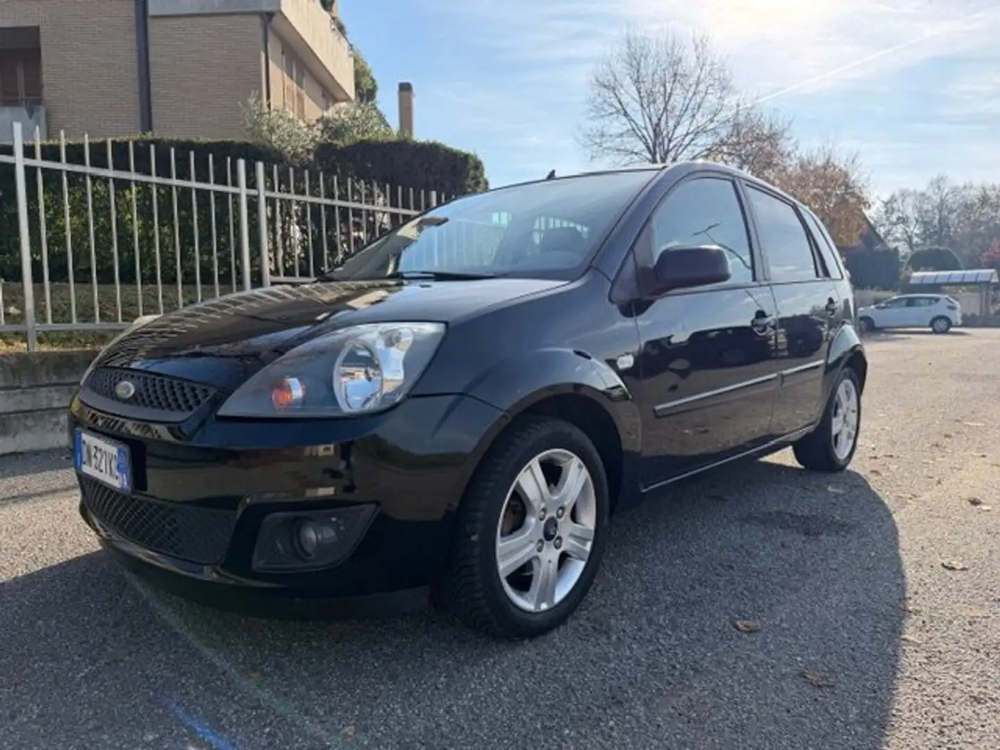 Ford Fiesta 5p 1.2 Titanium Euro 4 - 1