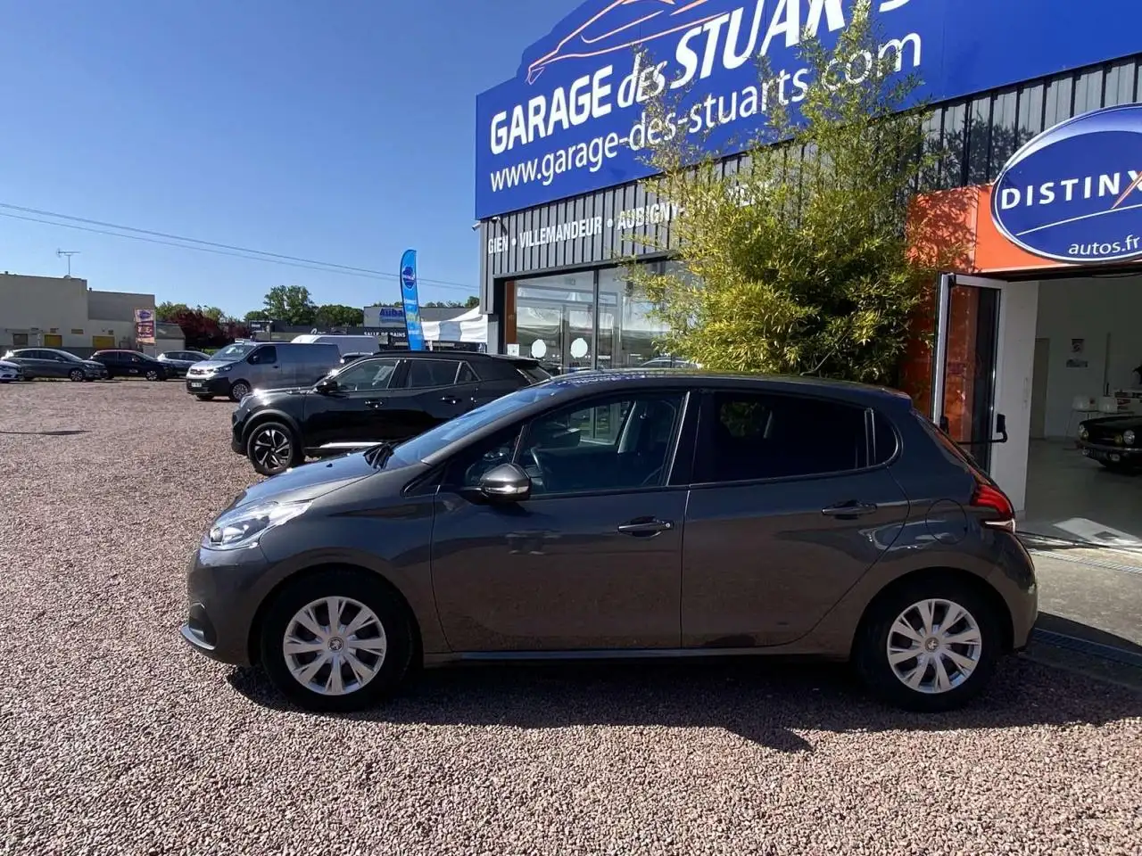 Peugeot 208 208 — photo 3