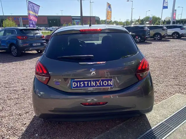 Peugeot 208 view 29