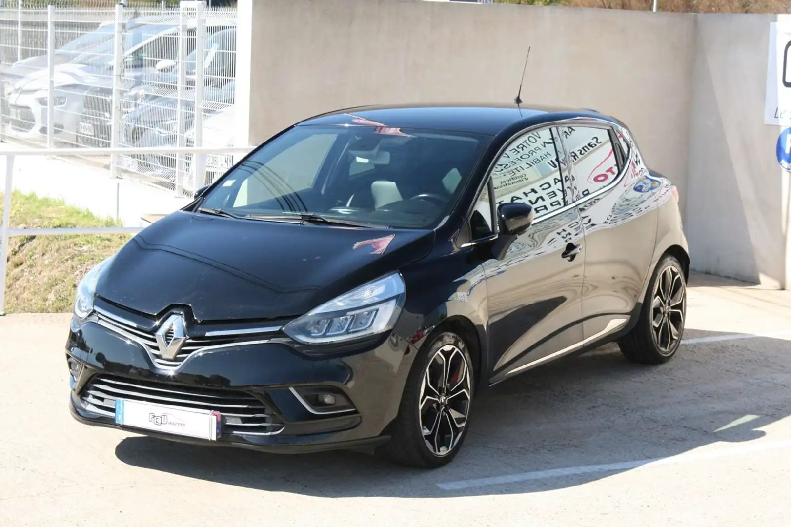 Renault Clio 1.2 TCE 120CH ENERGY INTENS 5P Noir - 2