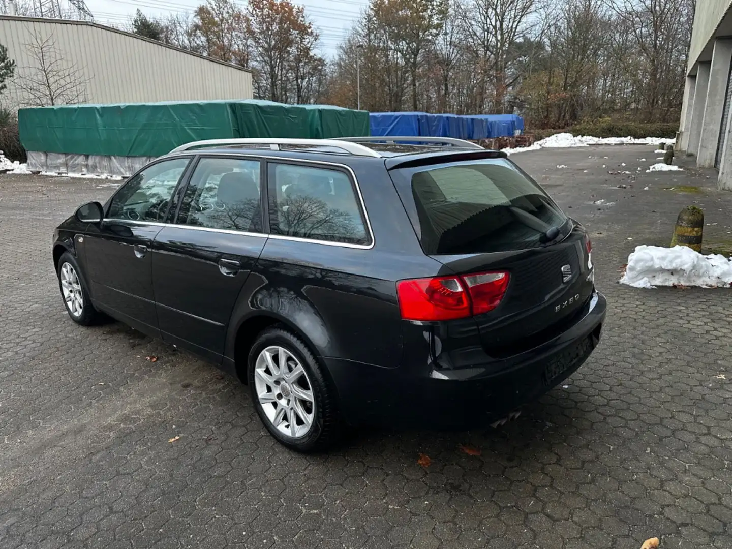 SEAT Exeo ST Style 2.0TDI*PDC*Tempomat*Klimaauto Noir - 2