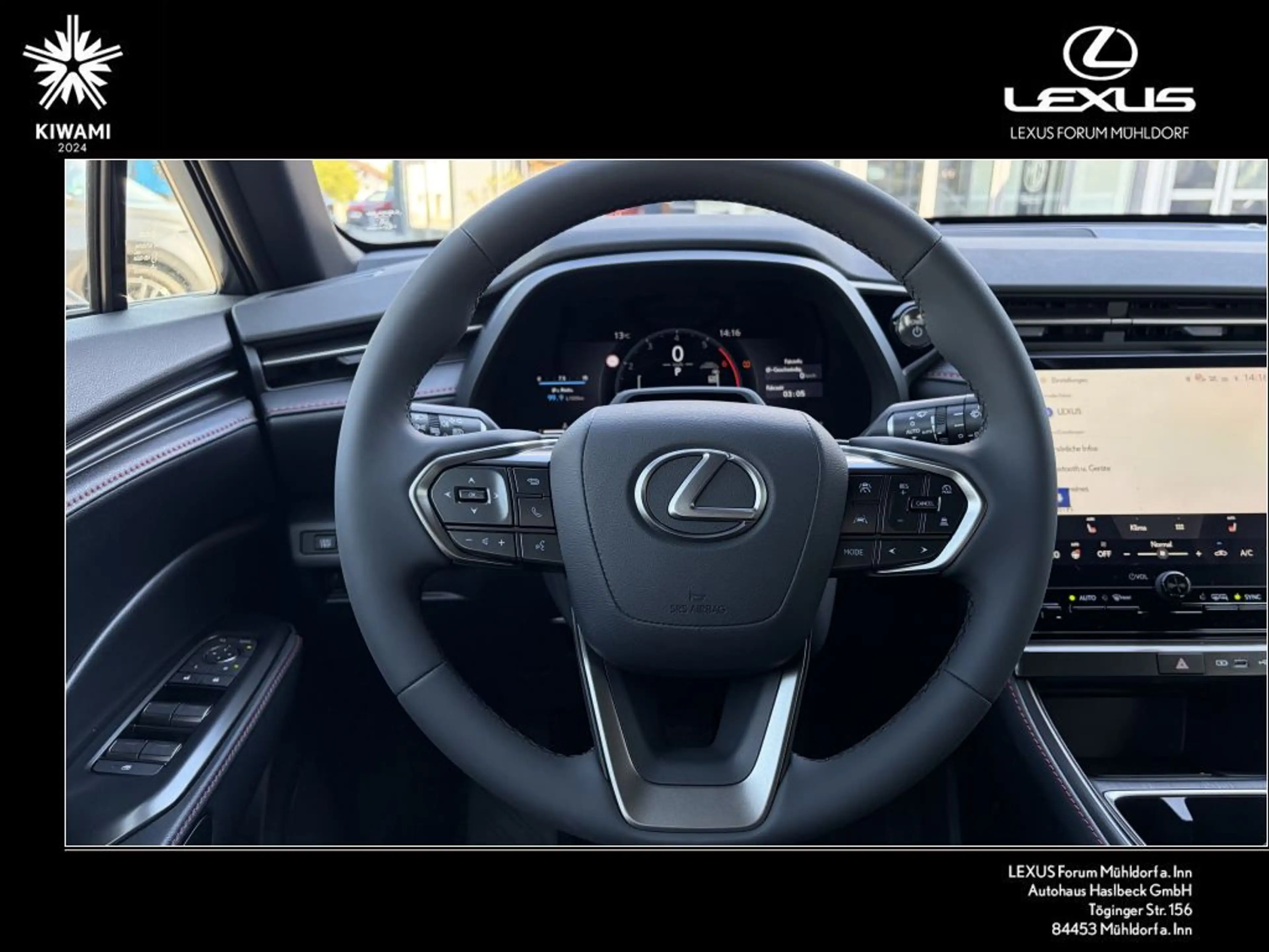 Lexus LBX FWD Elegant Black Edition — photo 12