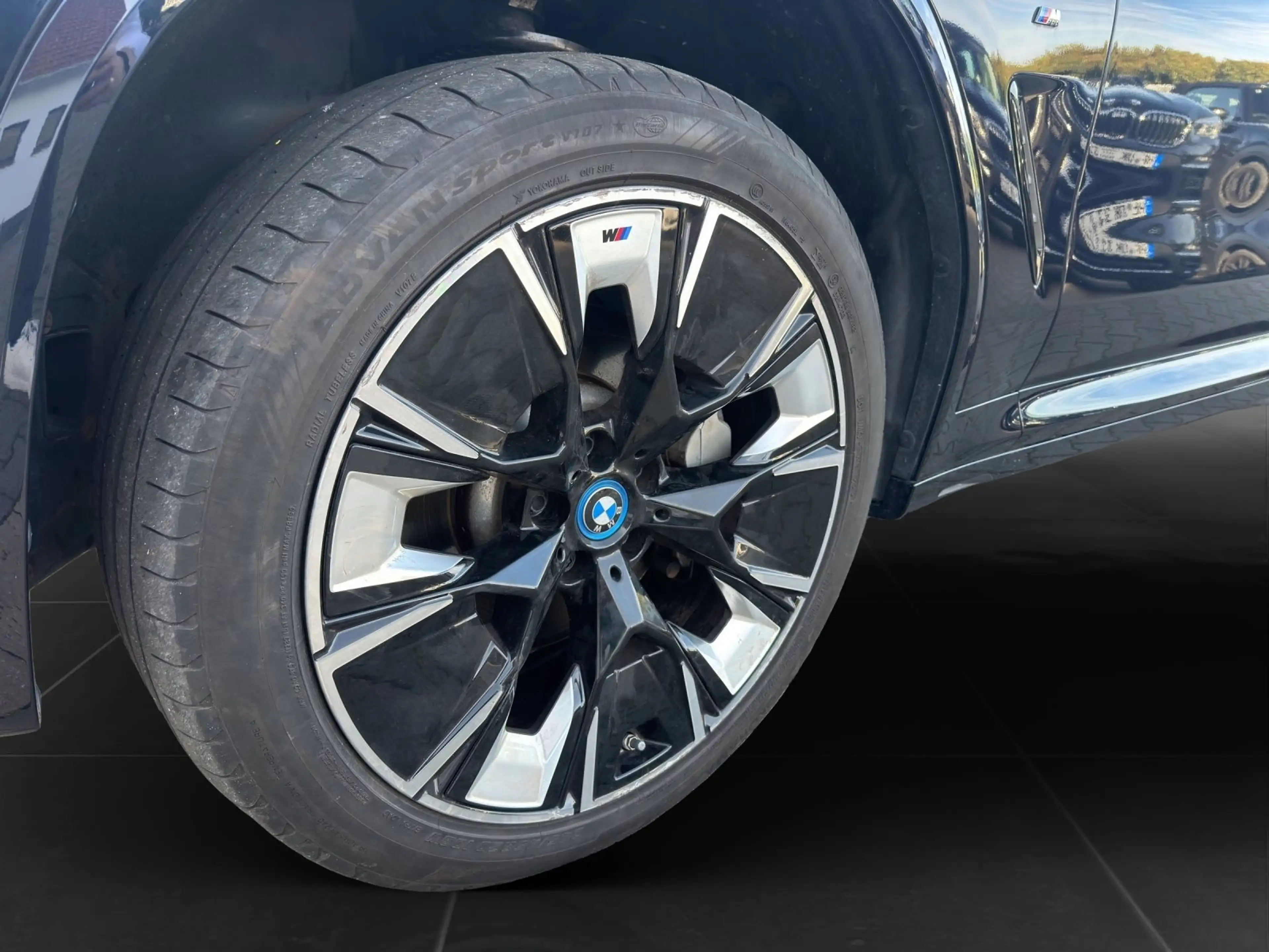 BMW iX3 M Sport Impressive *20 ZOLL*AHK*PANO*LASER*ACC*HUD — photo 8