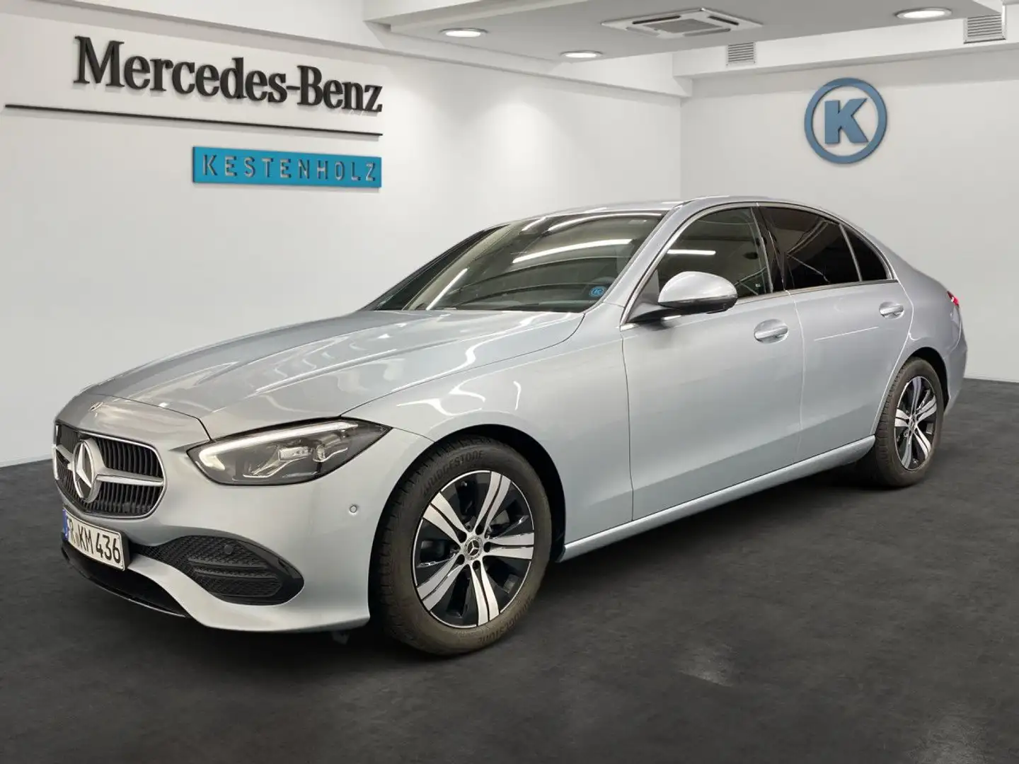 Mercedes-Benz C 200 AVANTGARDE+KEYLESS+AHK+PARK+DISTR+360° Silber - 2