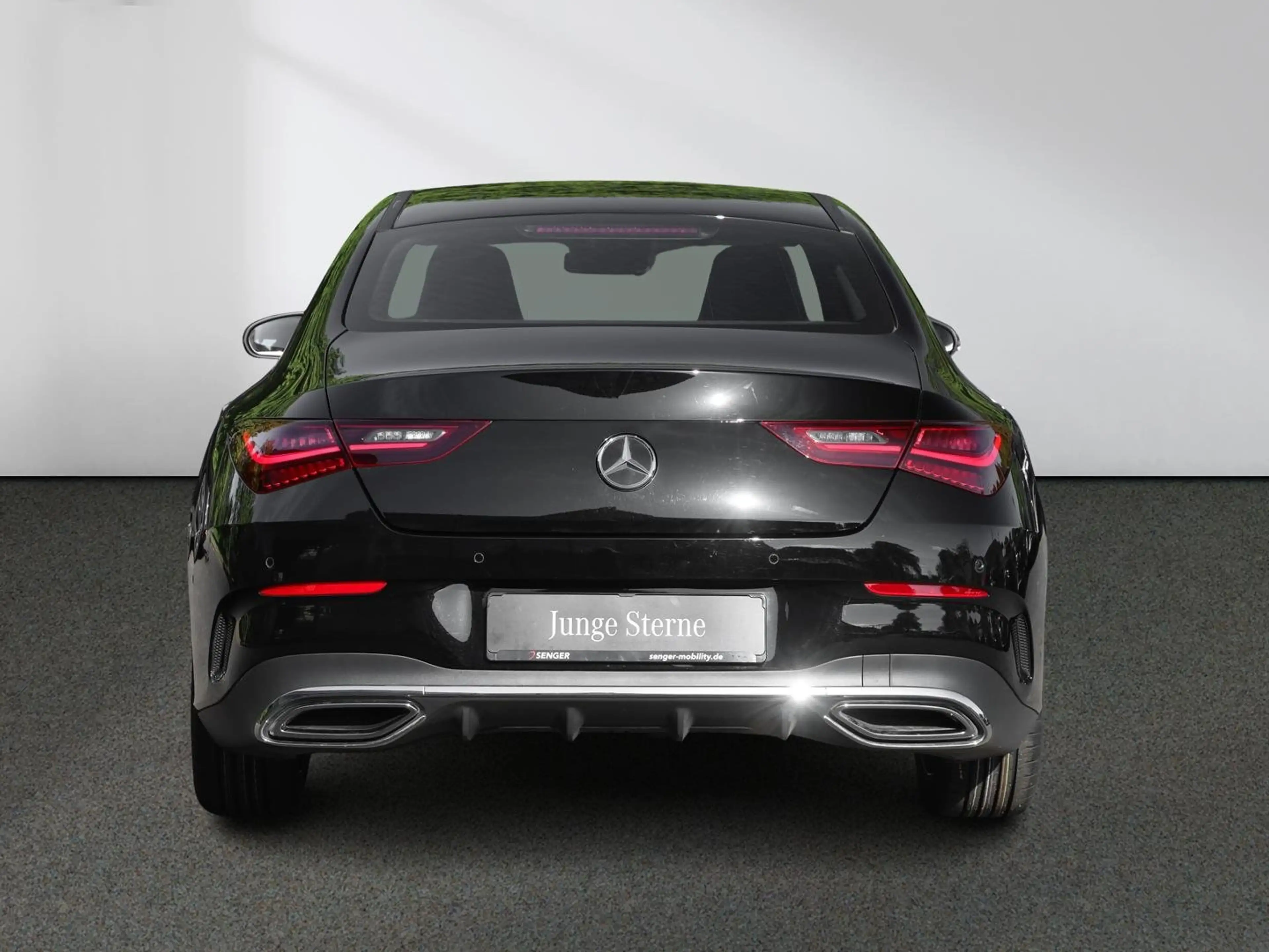 Mercedes-Benz CLA 200 AMG Advanced+ Kamera Ambiente Keyless-Go — photo 11