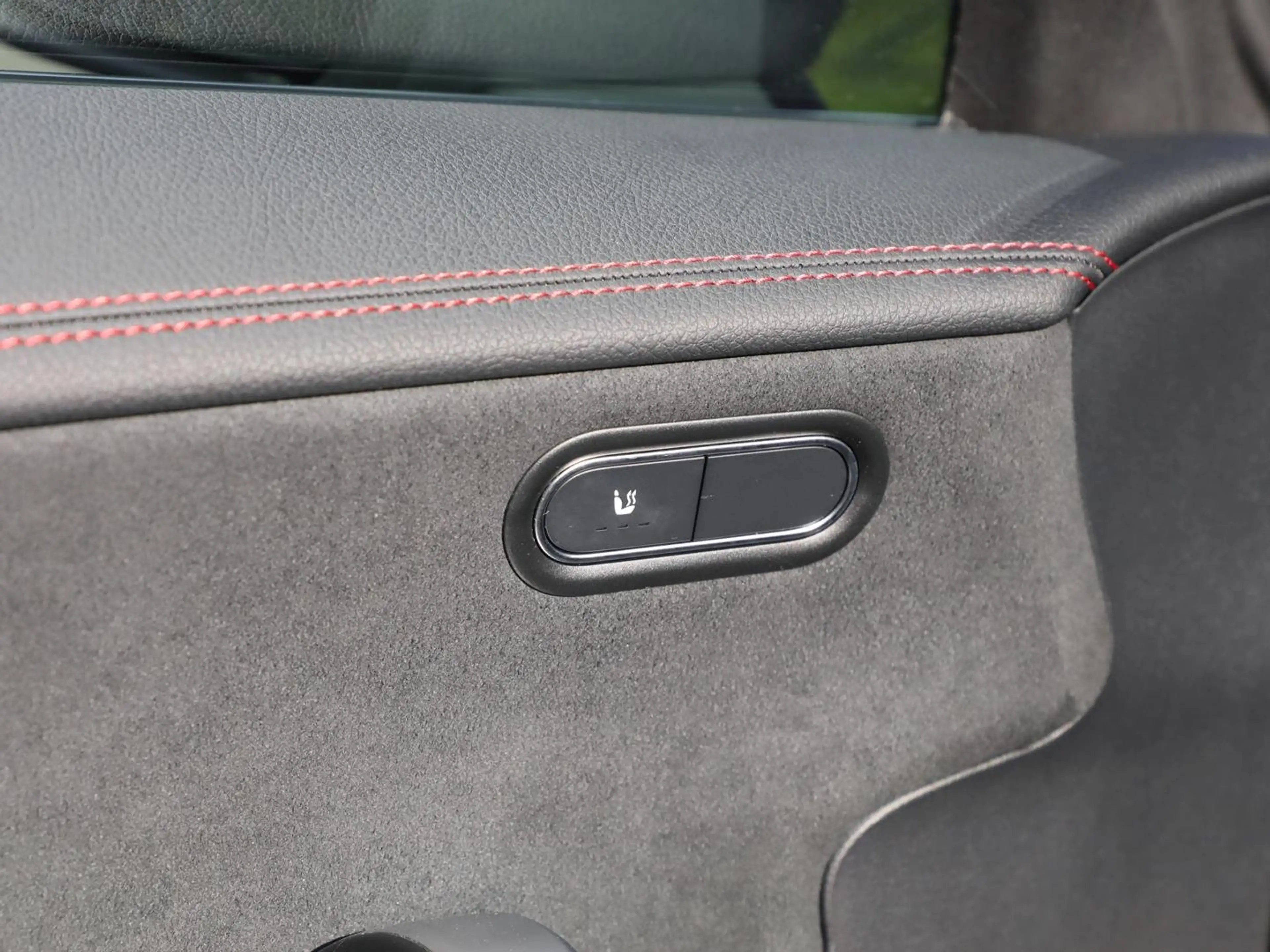 Mercedes-Benz CLA 200 AMG Advanced+ Kamera Ambiente Keyless-Go — photo 5
