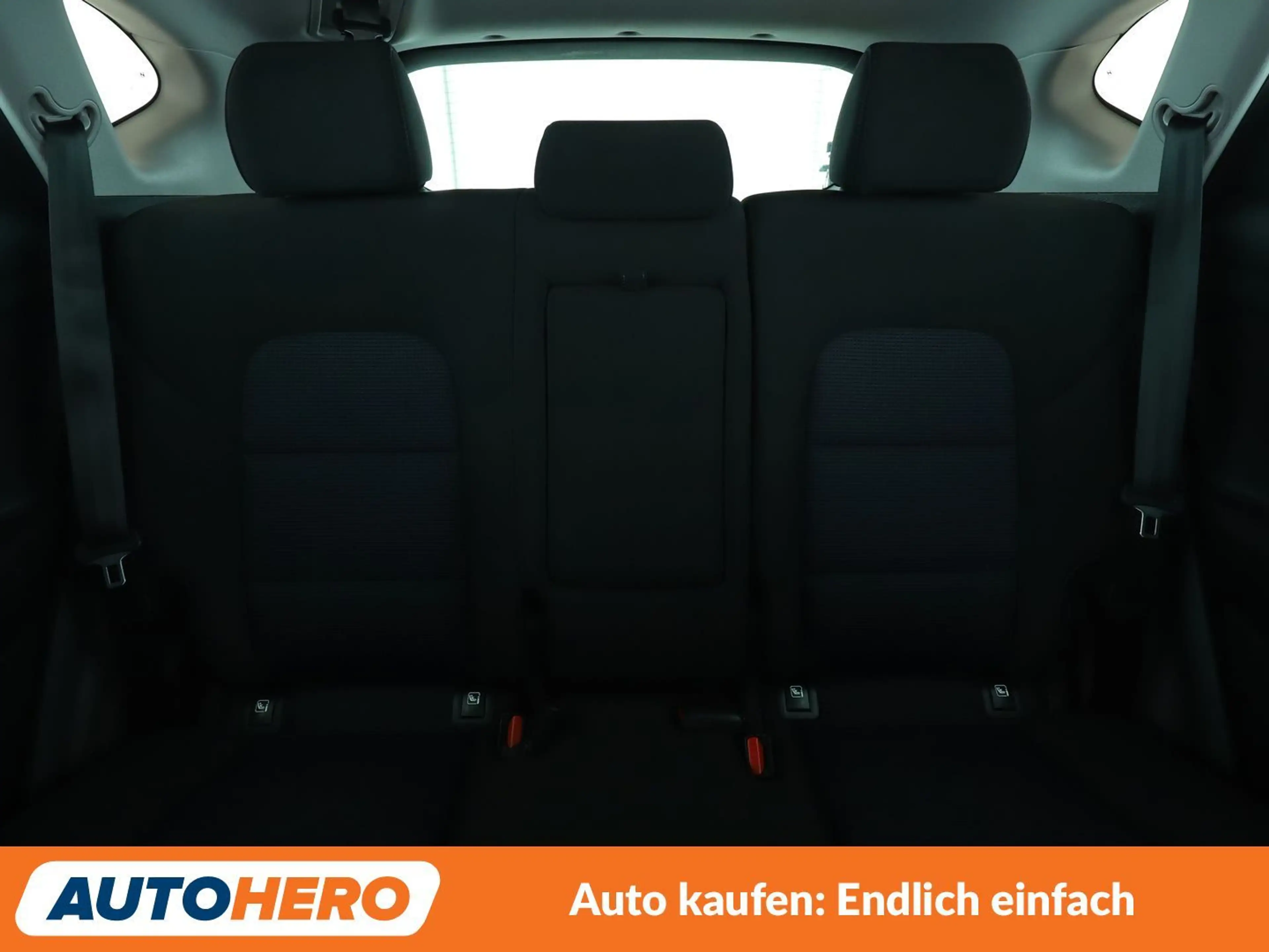 Hyundai TUCSON 1.6 TGDI Advantage 2WD *NAV*TEMPO*CAM*PDC*SHZ*ALU* — photo 15