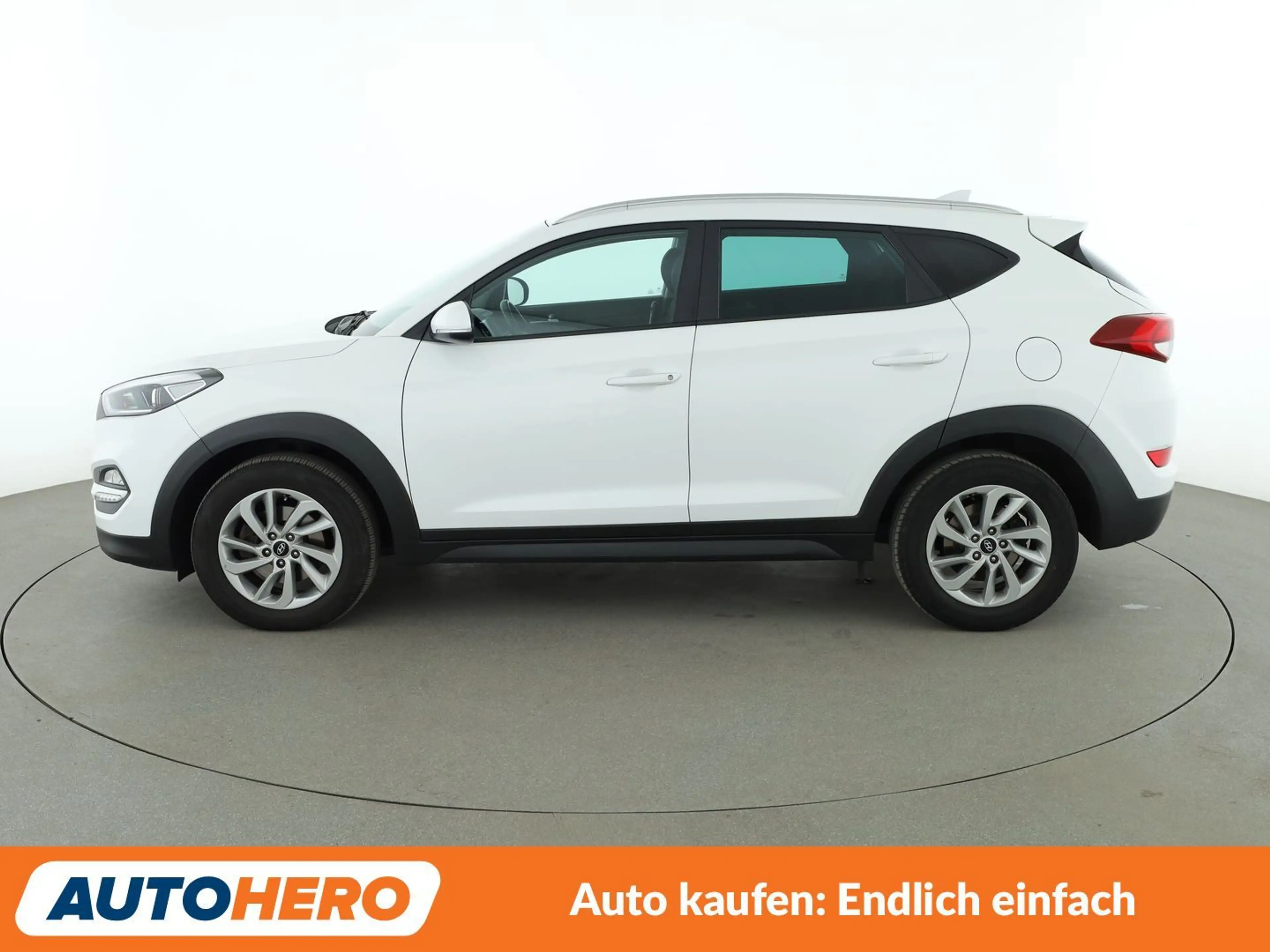 Hyundai TUCSON 1.6 TGDI Advantage 2WD *NAV*TEMPO*CAM*PDC*SHZ*ALU* — photo 3