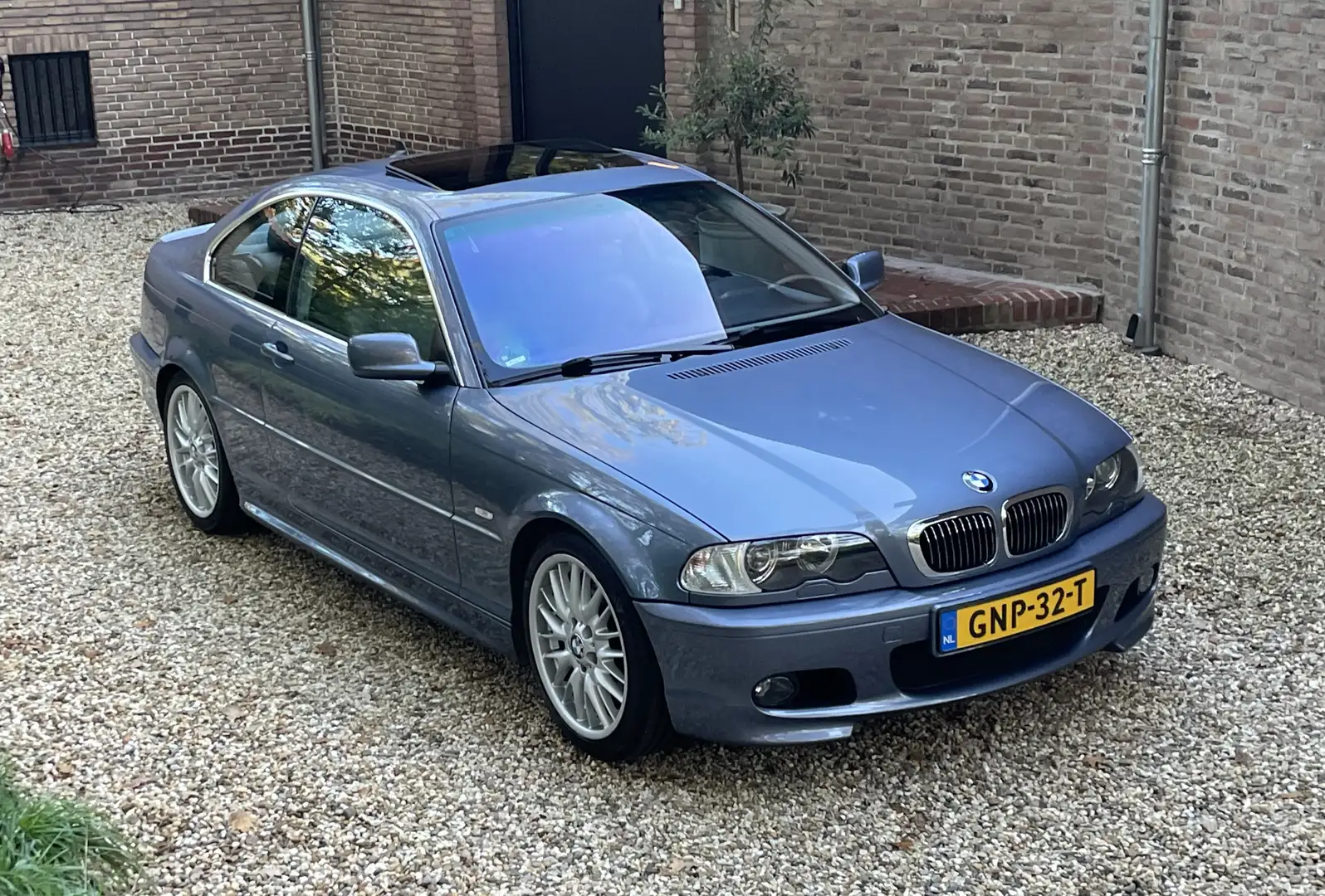 BMW 325 325Ci EXECUTIVE l NIEUWSTAAT l DEALERONDERHOUDEN Modrá - 1