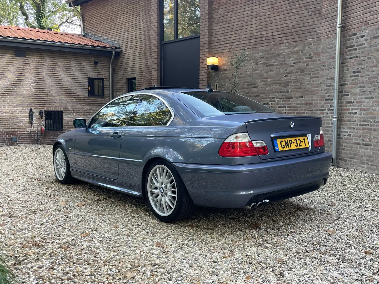 BMW 325 325Ci EXECUTIVE l NIEUWSTAAT l DEALERONDERHOUDEN Modrá - 2
