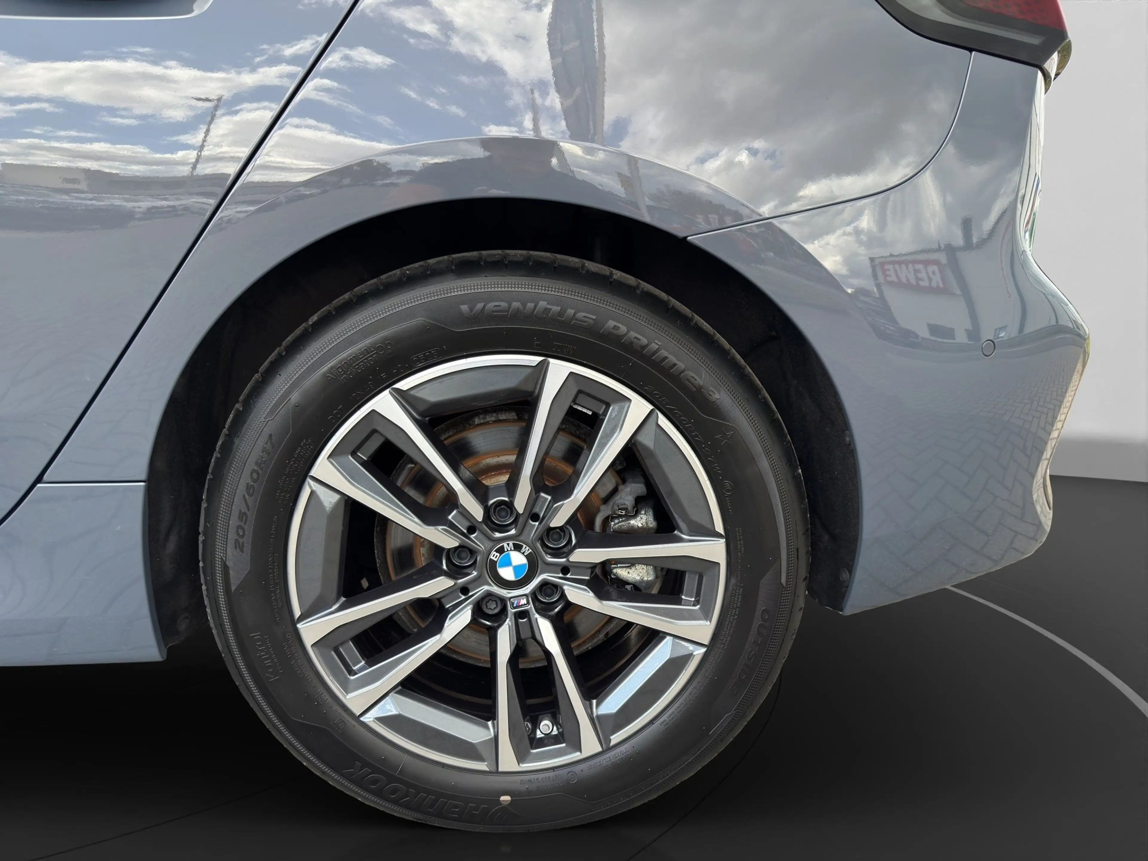 BMW 223 i xDrive Active Tourer M Paket Anhängerk. Panorama — photo 12