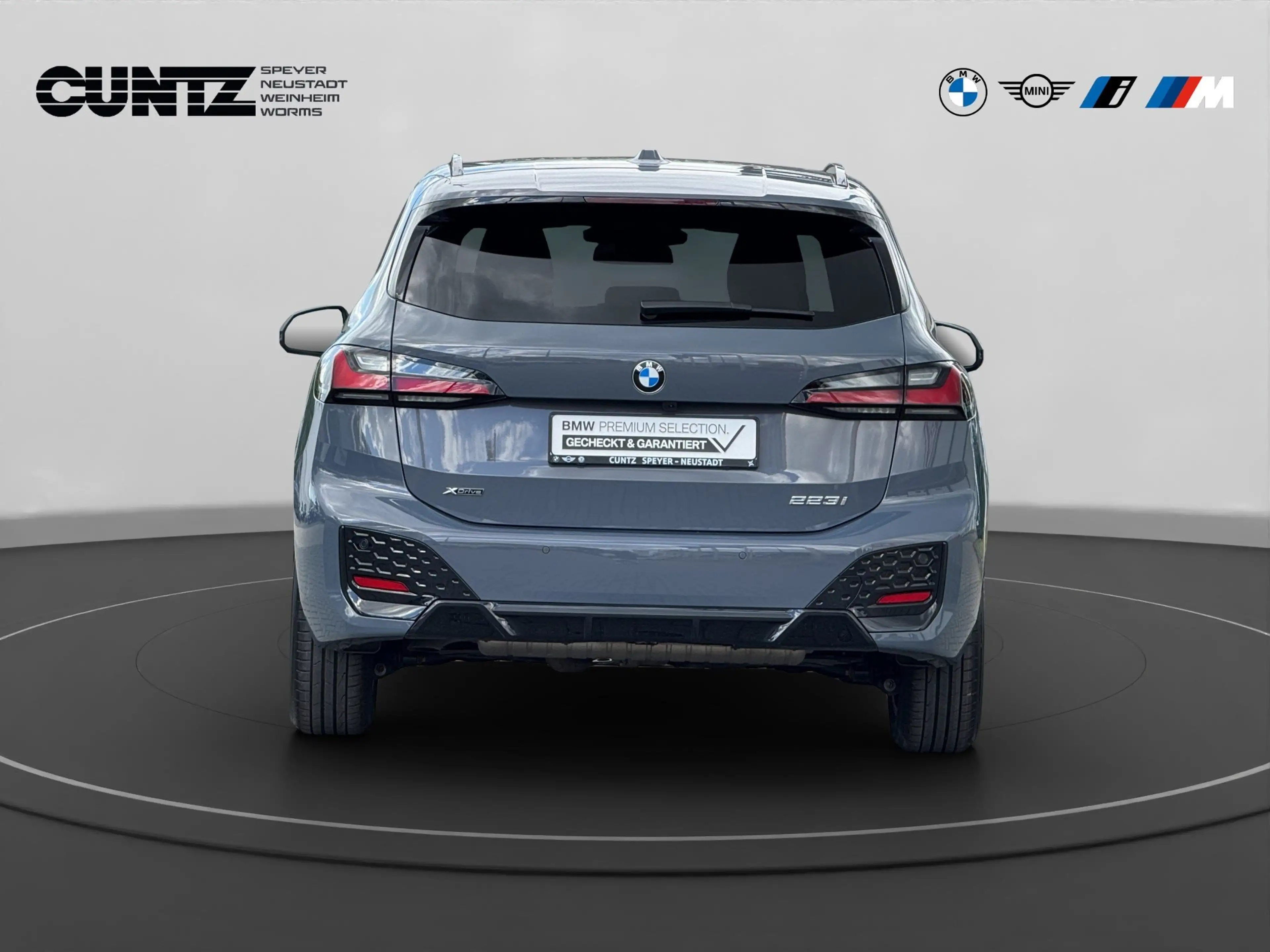 BMW 223 i xDrive Active Tourer M Paket Anhängerk. Panorama — photo 7