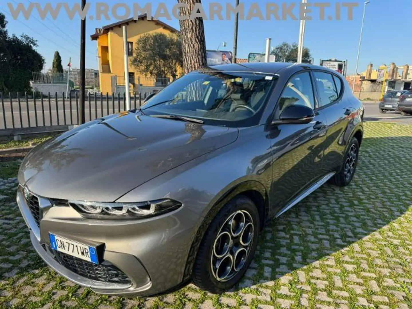 Alfa Romeo Tonale 1.5 160 CV MHEV TCT7 Tributo Italiano KM CERTIFICA Gris - 2
