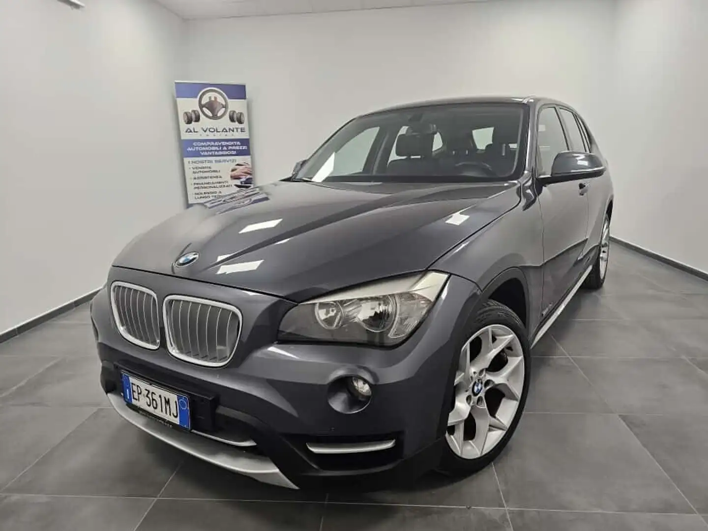 BMW X1 X1 sDrive16d Msport Gris - 1