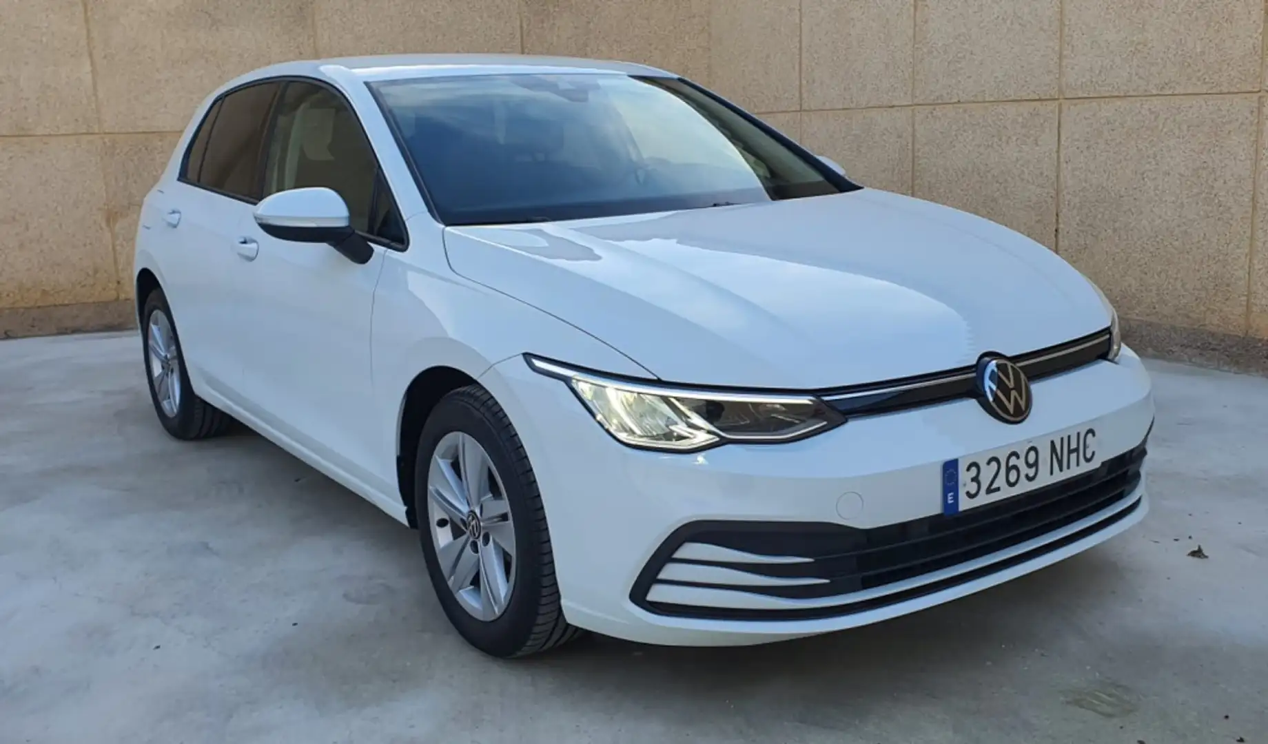 Volkswagen Golf Berlina Automático de 5 Puertas Blanco - 1