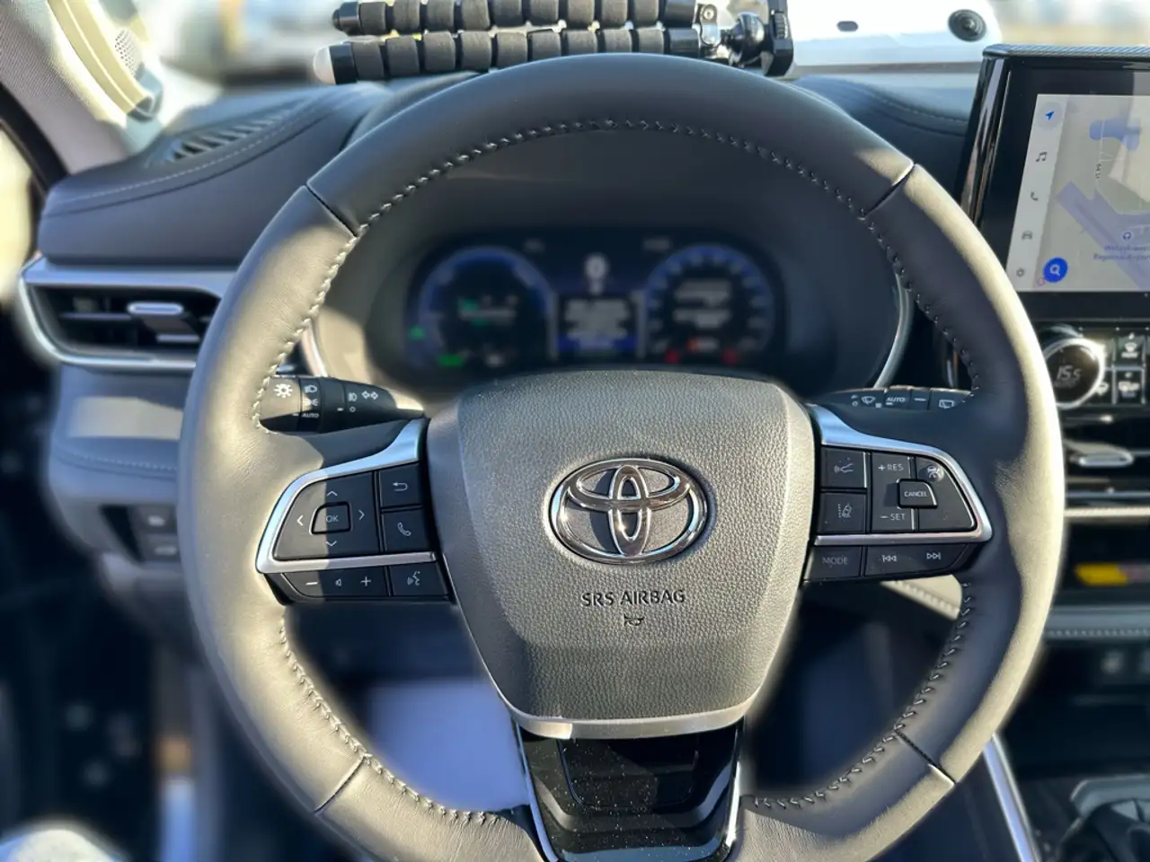 Toyota Highlander снимка Toyota Highlander