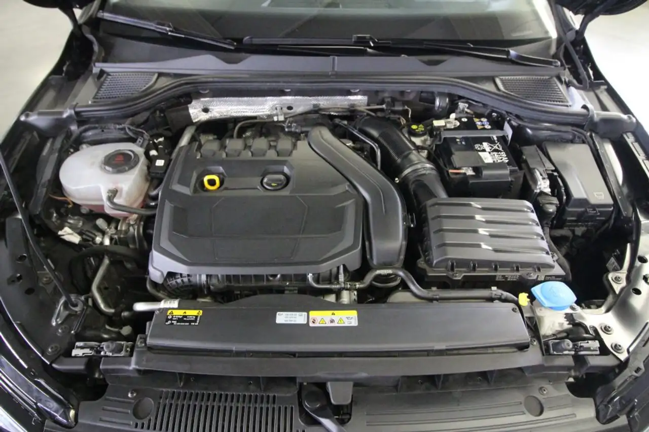 Volkswagen Golf 1.5 eTSI 130 CV EVO ACT DSG Style, миниатюра 9