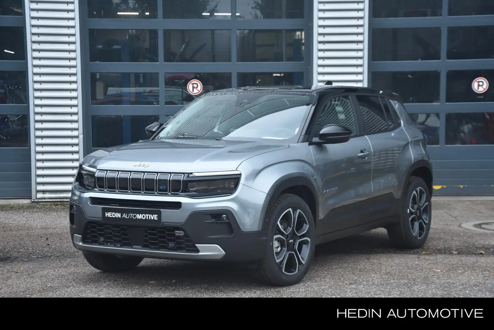 Jeep Avenger Summit 54 kWh | 400km actieradius | Navigatie | Ca Grijs - 1