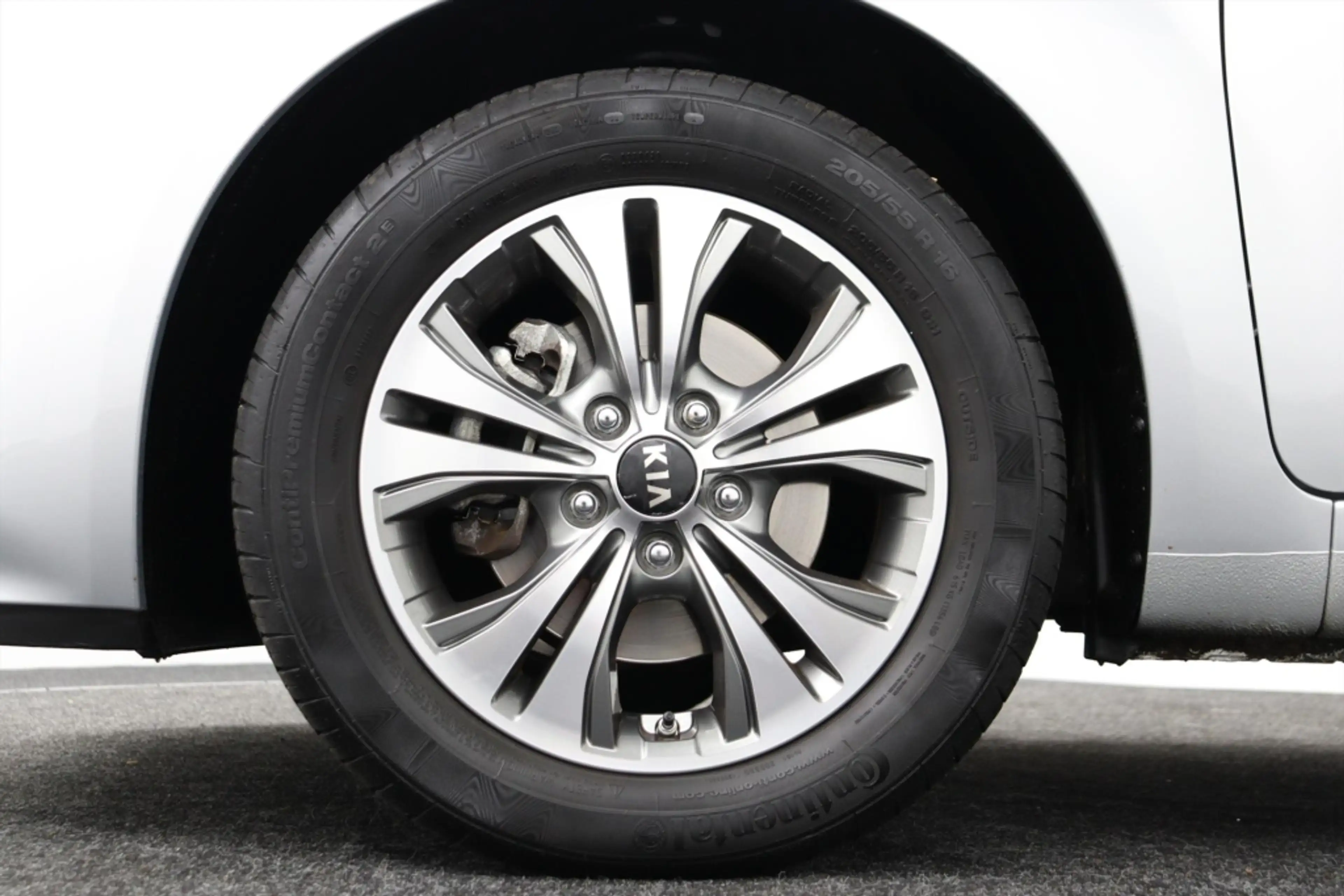 Kia Venga 1.4 CVVT DYNAMICPLUSLINE ECC/CRUISE/NAV/CAMERA/PAR — photo 15