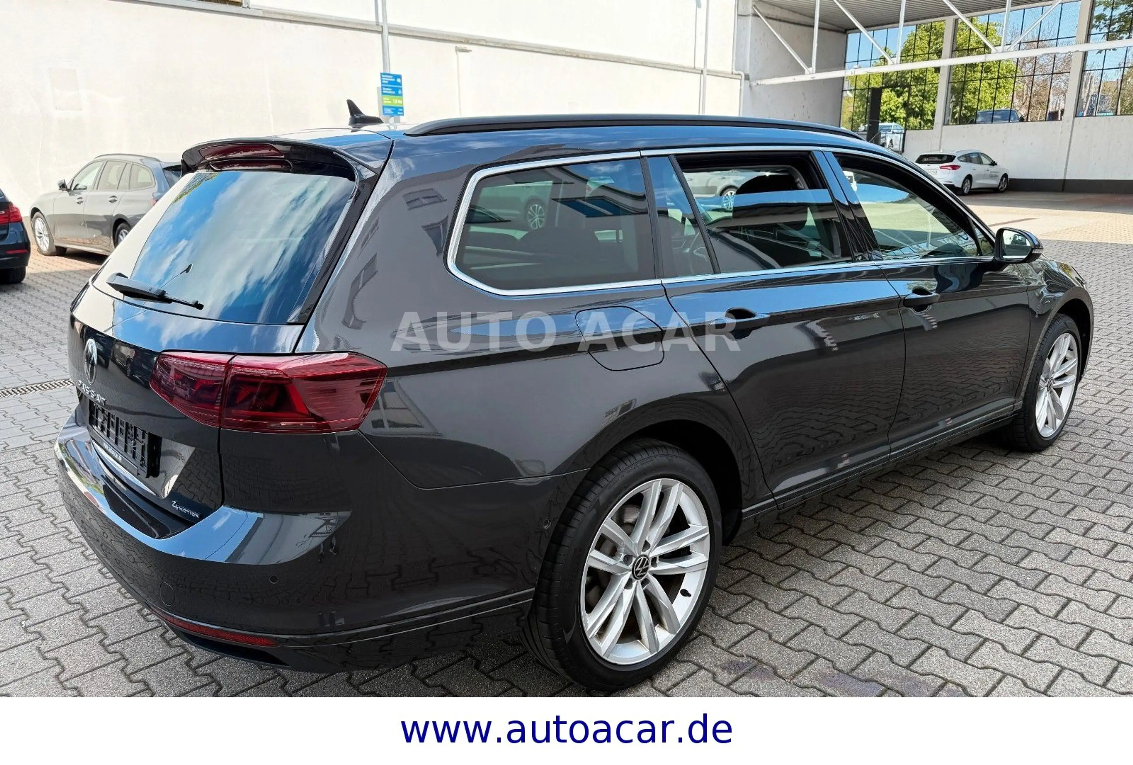 Volkswagen Passat Variant Business 4Motion DSG NAVI/LED/AHK — photo 5