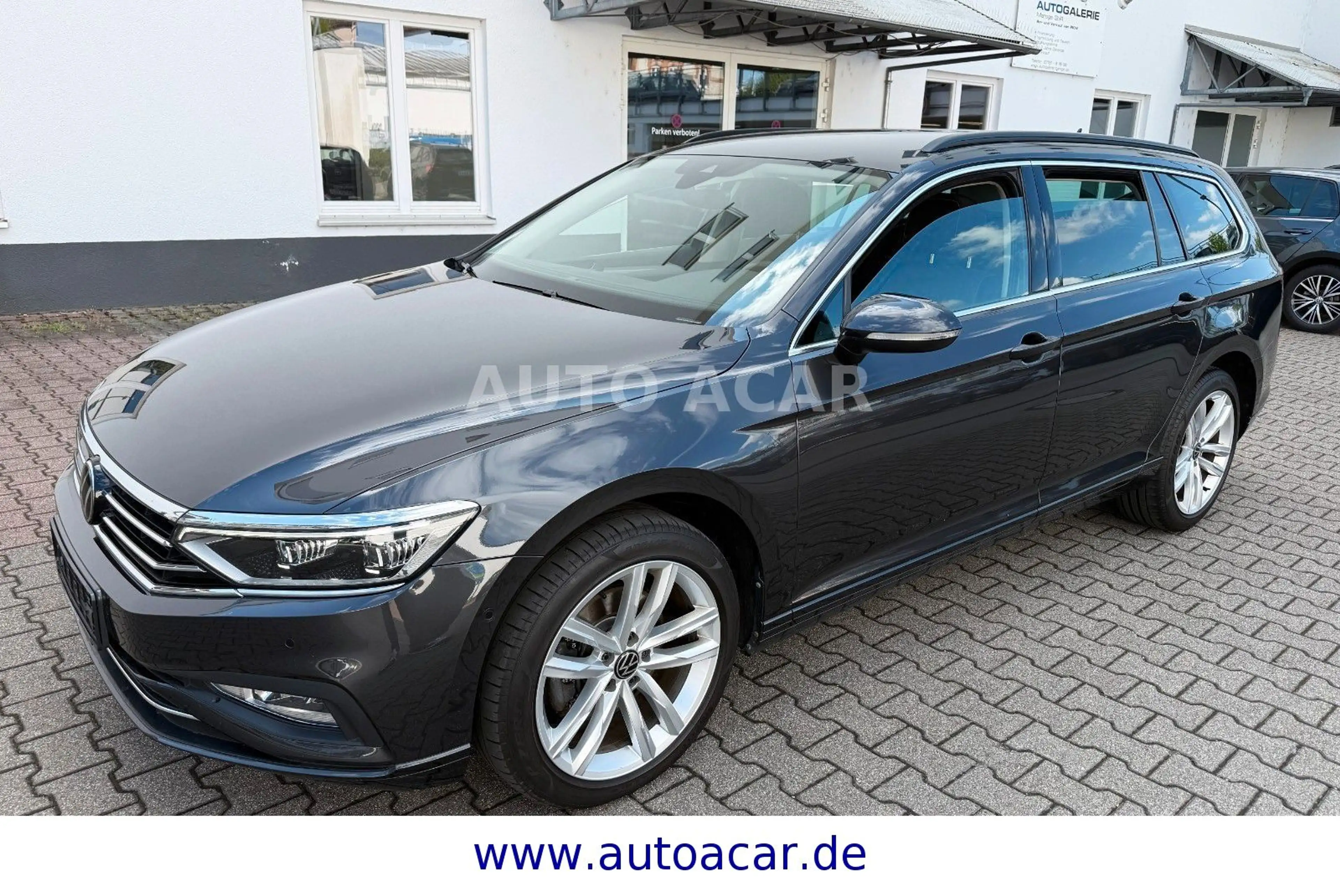 Volkswagen Passat Variant Business 4Motion DSG NAVI/LED/AHK