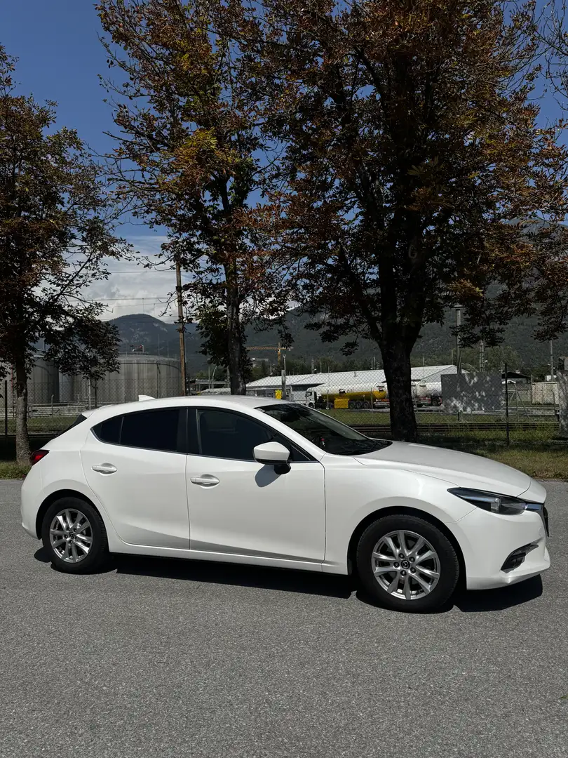 Mazda 3 - 2