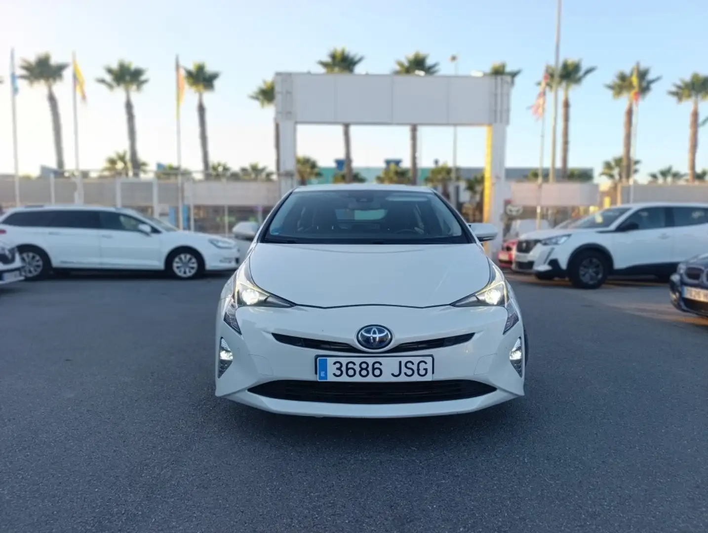 Toyota Prius 1.8 HSD Advance Blanco - 2