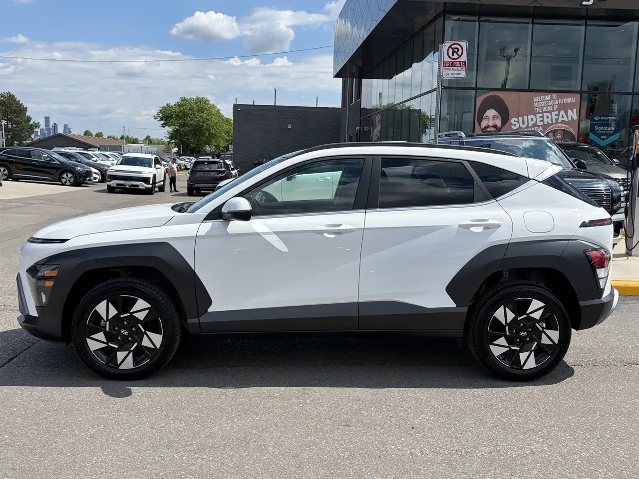 Hyundai KONA снимка Hyundai KONA