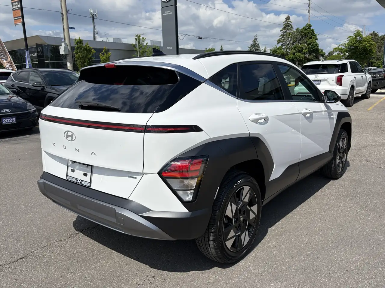 Hyundai KONA снимка Hyundai KONA