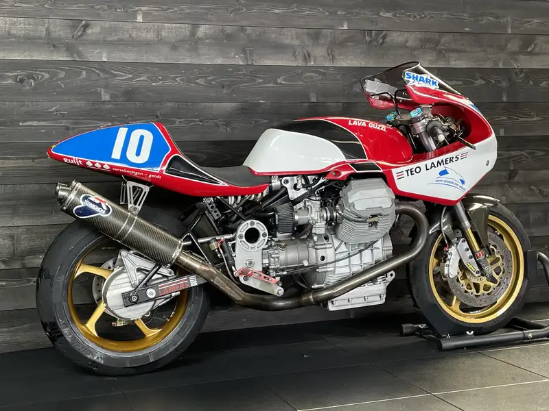 Moto Guzzi BOTT RACER (LAVA) - foto 2