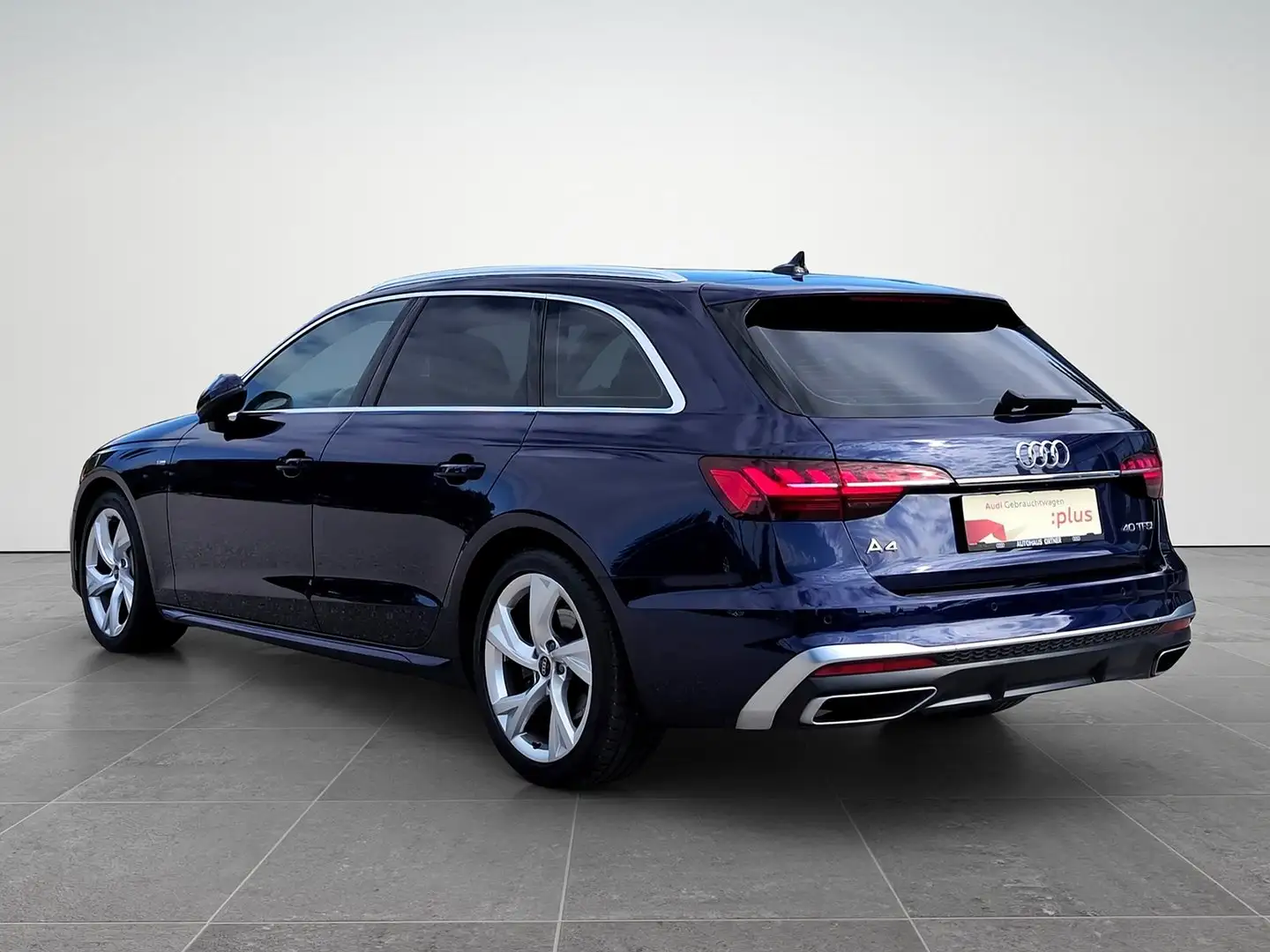 Audi A4 40 TFSI S line Blau - 2