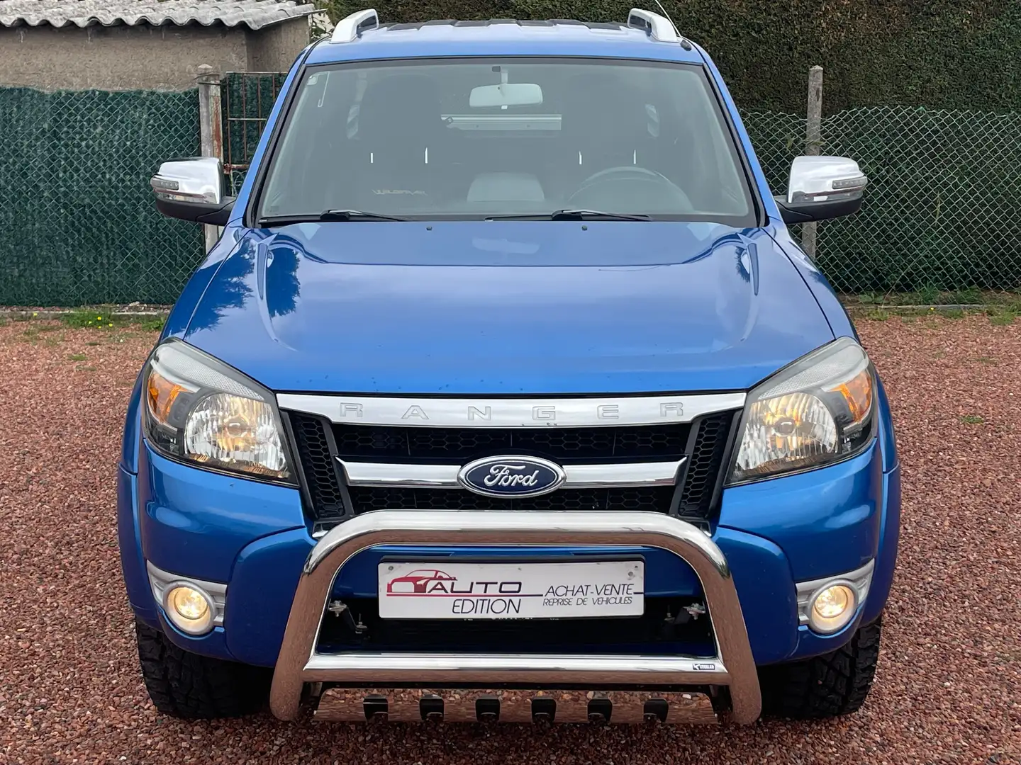 Ford Ranger 3.0 TDCi 156 cv DOUBLE CAB "WILDTRAK" Bleu - 2