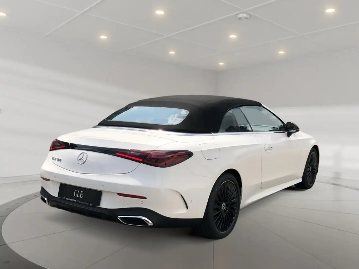 Mercedes-Benz CLE 180 Cabriolet +MBUX+AMG+Navi+DigitalLight Weiß - 2
