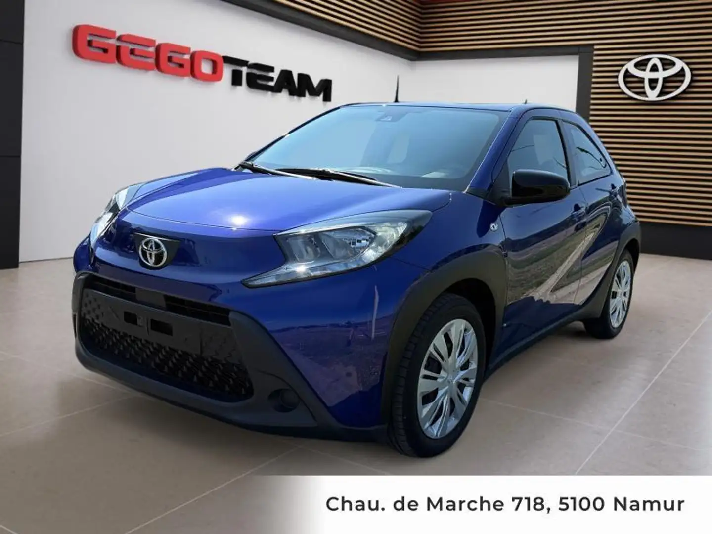Toyota Aygo X X play Blauw - 1