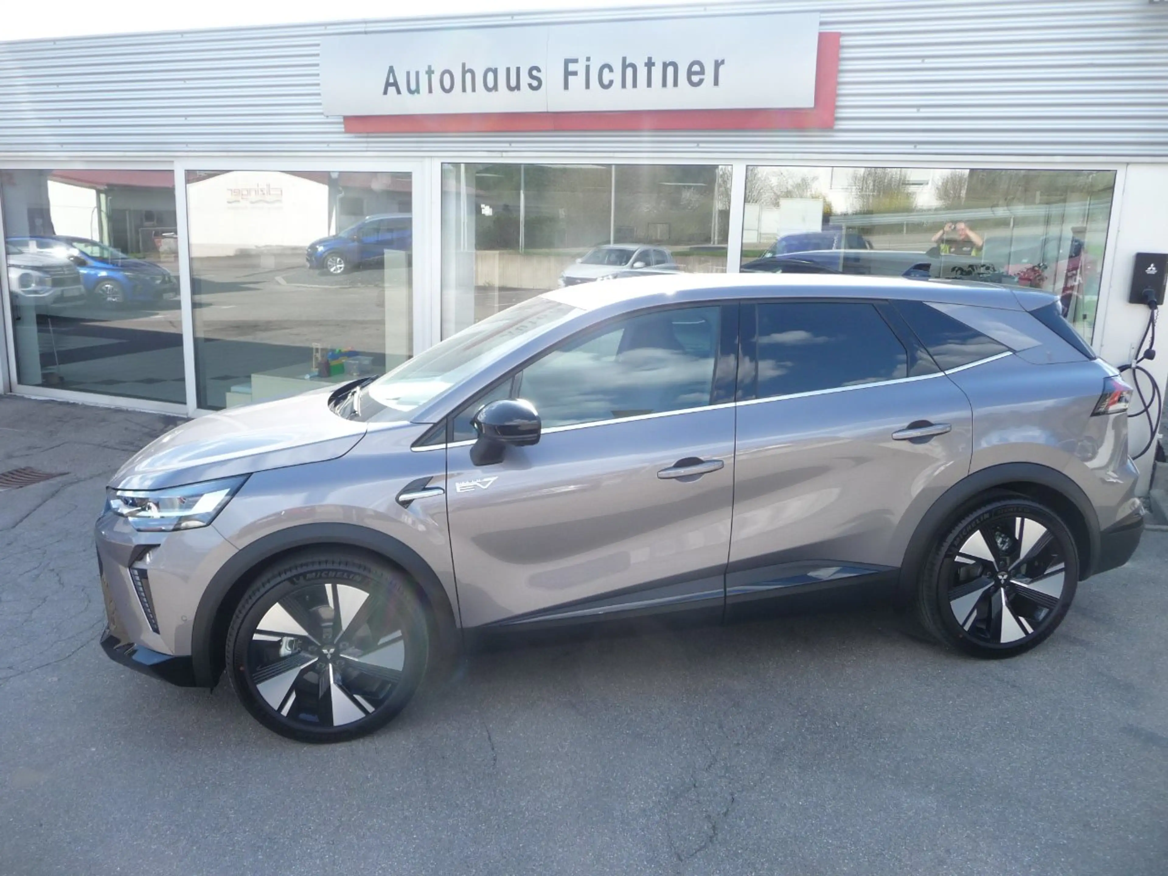 Mitsubishi Grandis Intro Edition 1.8 Hybrid — photo 18