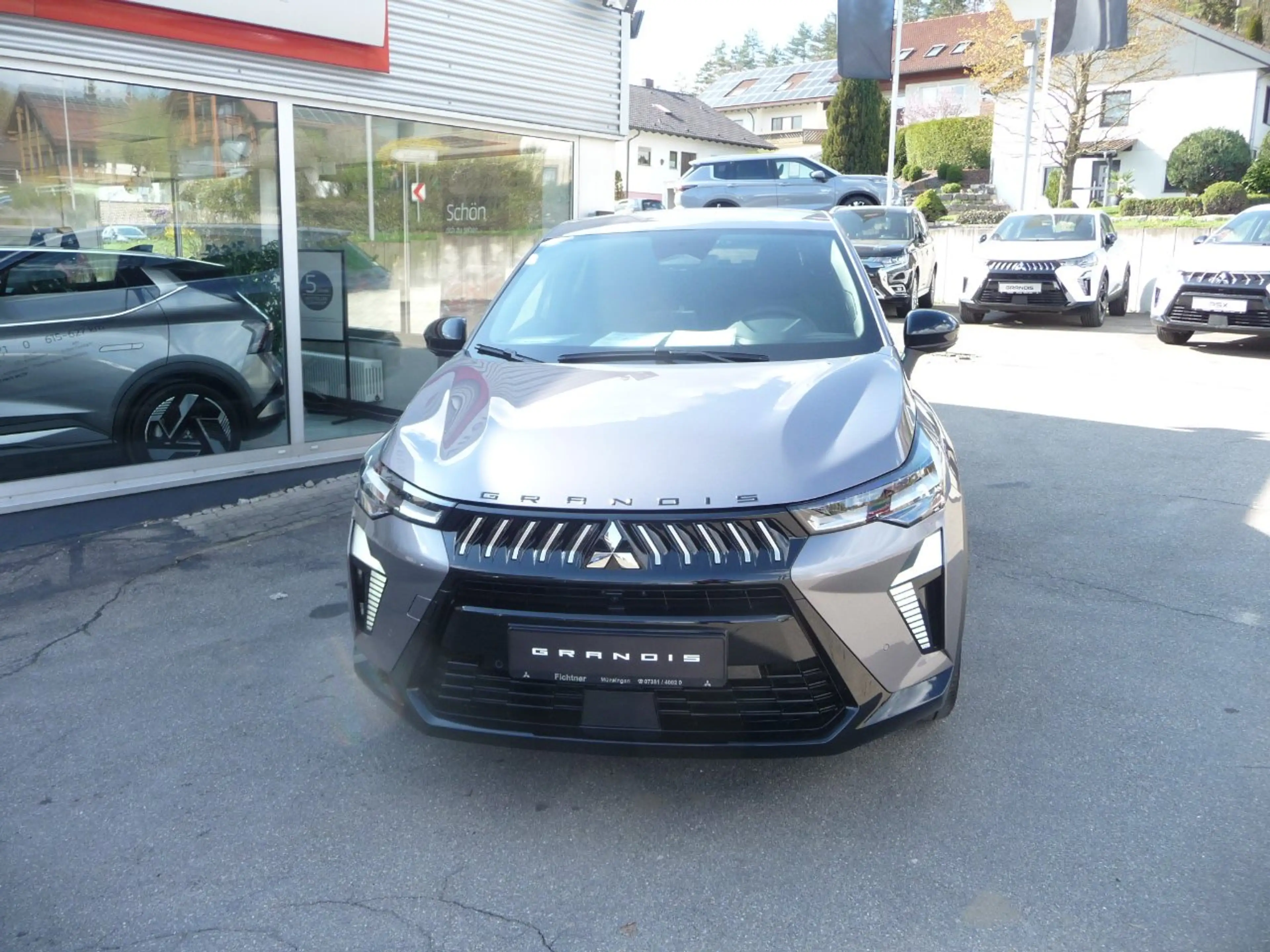 Mitsubishi Grandis Intro Edition 1.8 Hybrid — photo 16